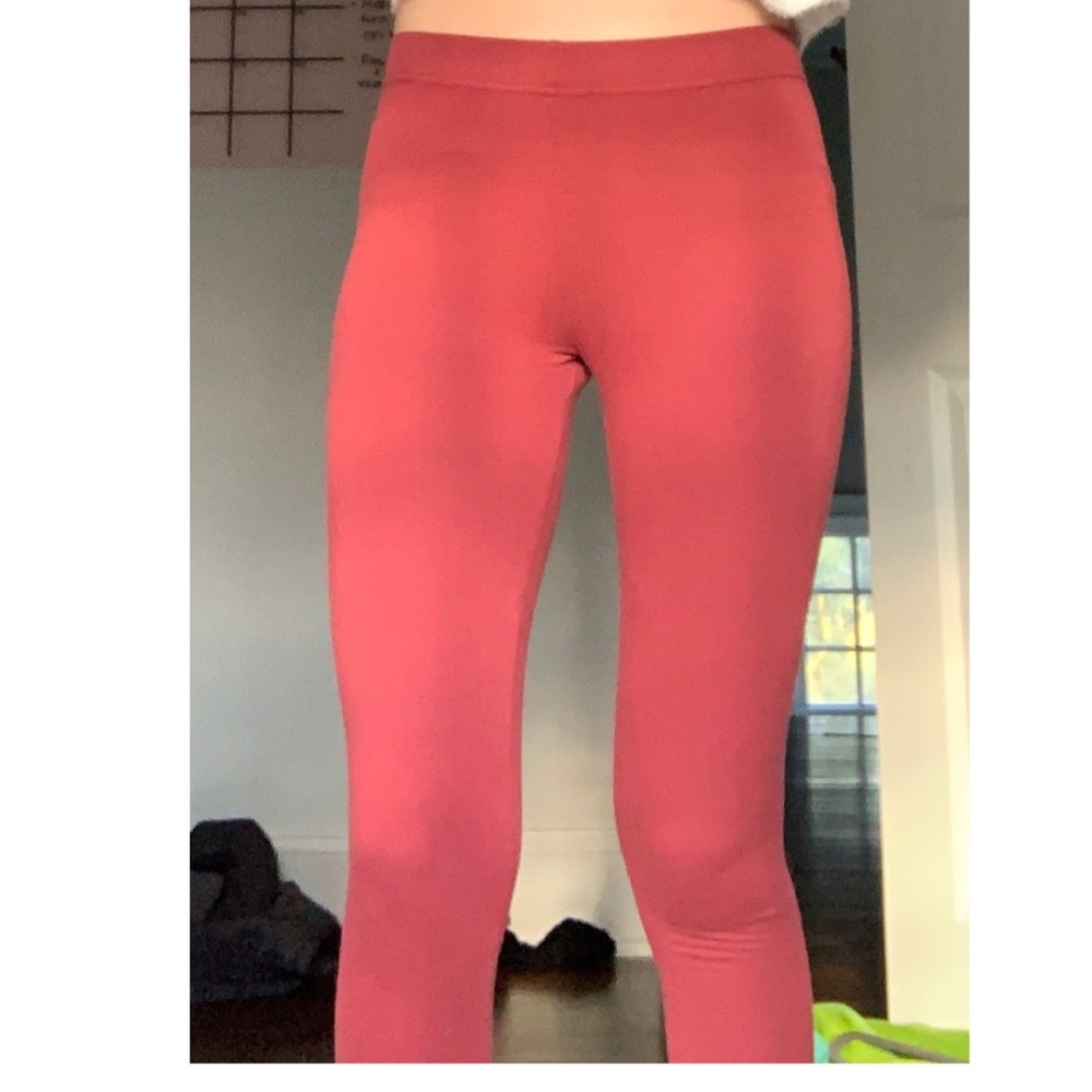 Red leggings!❤️